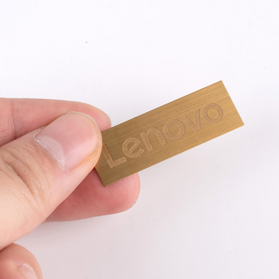 Placa de metal de alto brillo personalizada para aparatos eléctricos Instalación OEM