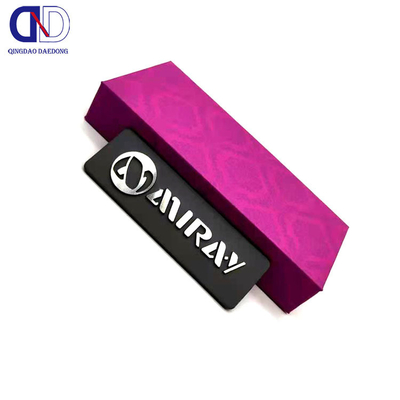 Logotipo de metal de níquel electroformado personalizado para transacciones B2B Instalación exclusiva OEM