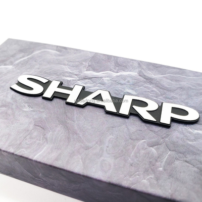 Etiqueta de aluminio de audio de automóvil personalizada con logotipo de audio personalizado e instalación OEM