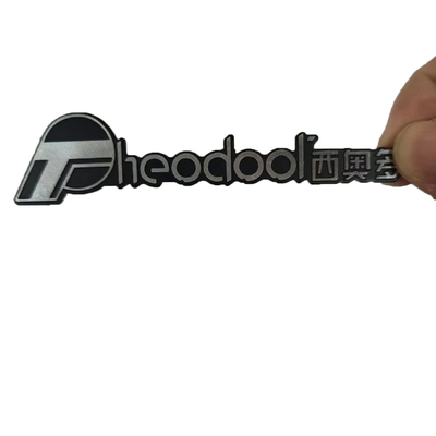 Logotipo de metal personalizado fabricado profesionalmente en aluminio de extremo para señalización personalizada